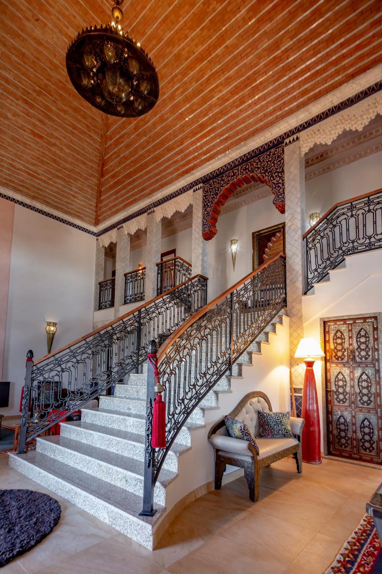 Al Karob Yoga Boutique Hotel Guia  Bagian luar foto