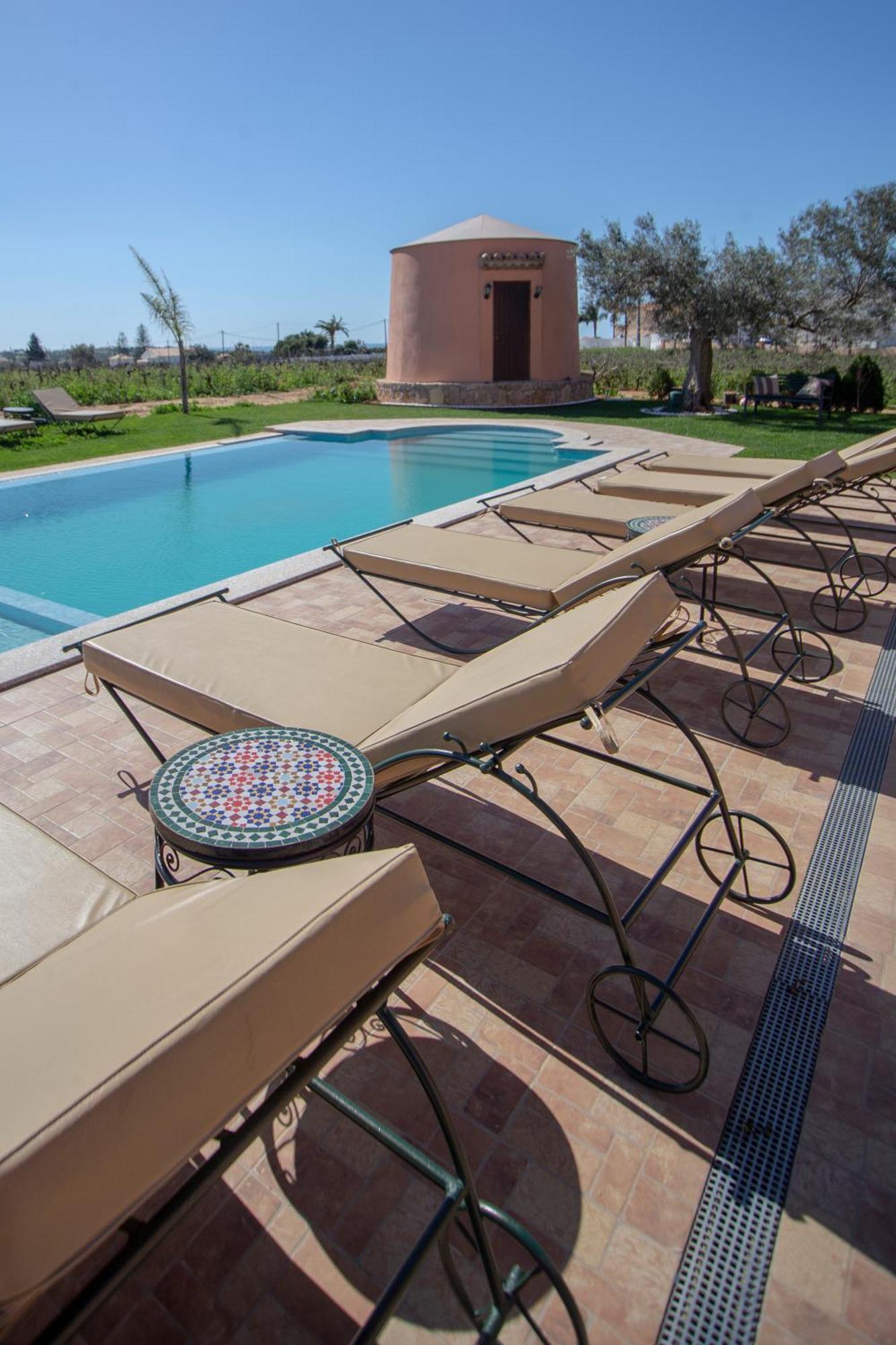 Al Karob Yoga Boutique Hotel Guia  Bagian luar foto